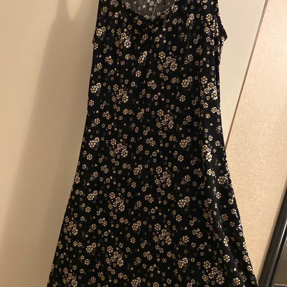 Brand-Wallflower. Black dress with yellow and white flower details